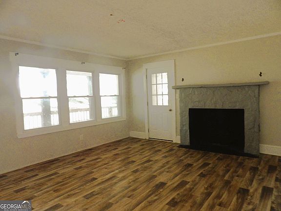 5th image of 202 Lovvorn Rd