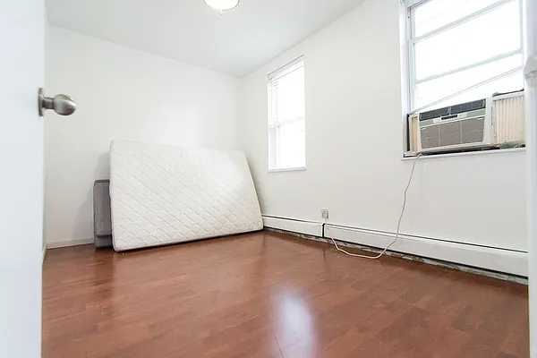Rented by Greenpoint Properties | media 3