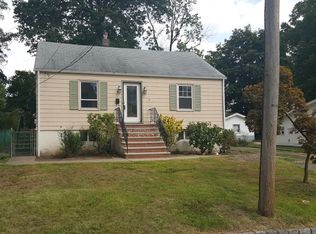 28 Pitman Rd, Parsippany, NJ 07054