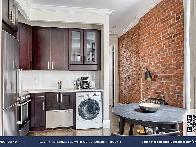 223 Mott St #8 — Photo 4