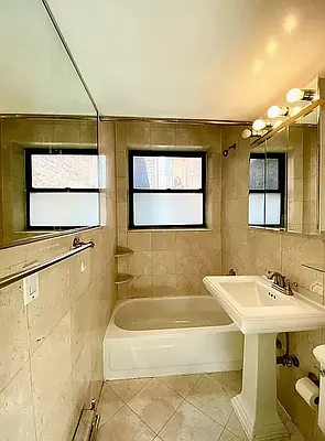 Rented by Brighton Management | media 19