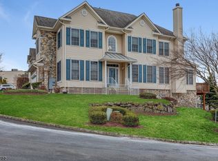 2 Winding Way #1705, Woodland Park, NJ 07424