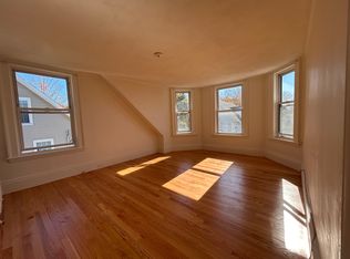 11 Summer St #3, Beverly, MA 01915