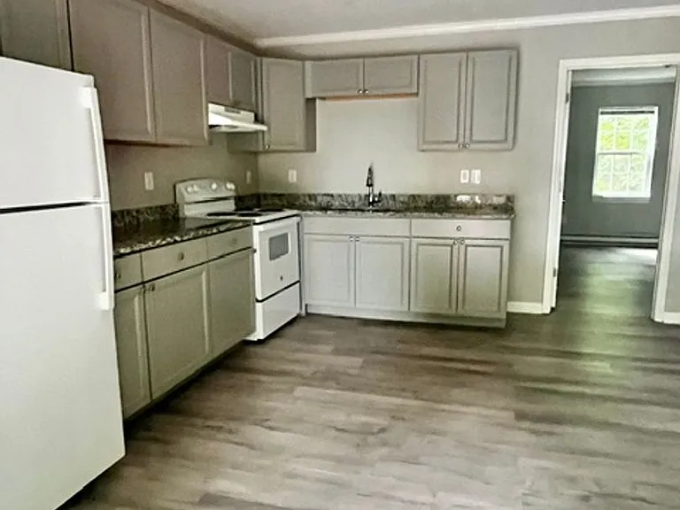 118 N McCrary St #D — Photo 1