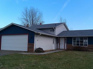 5437 Manning St, North Ridgeville, OH 44039