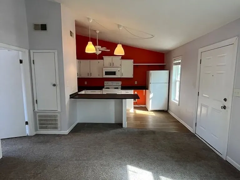 2548 Flint Dr — Photo 5