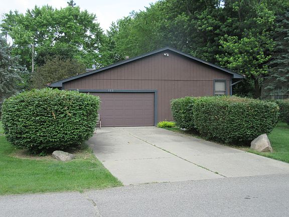 5th image of 111 Woodland Dr