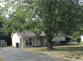 1555 Garden Ln, Cookeville, TN 38501
