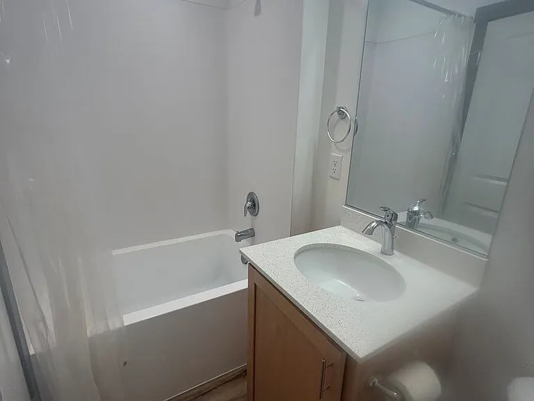 1329 Nolta Loop NE — Photo 13