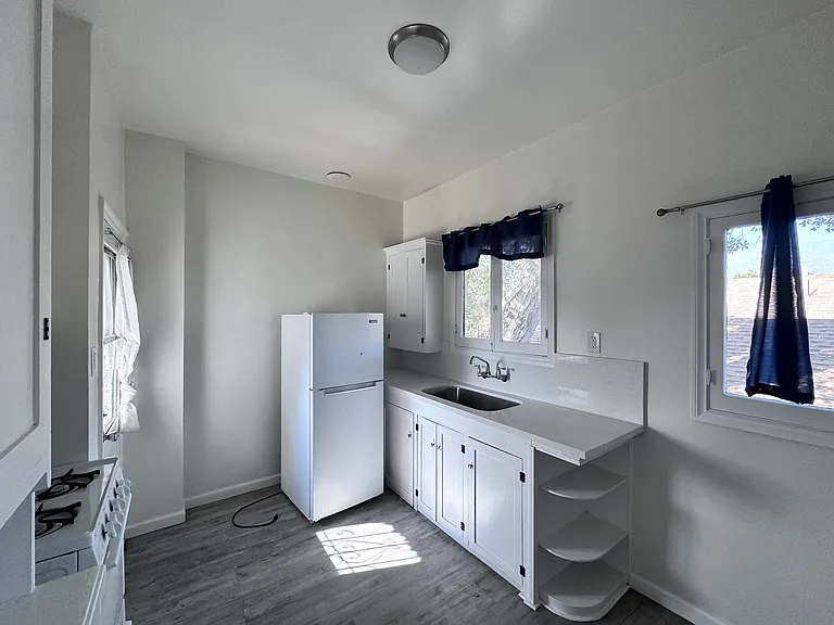 49 N Berkeley Ave #4 — Photo 12