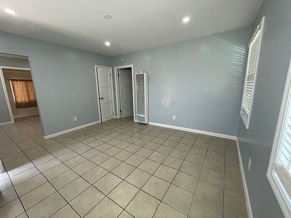 3rd image of 20808 Harvard Blvd #2