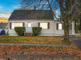 98 W Commonwealth Dr, Portland, ME 04103