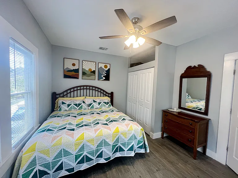 715 W Hollywood Ave #2 — Photo 16