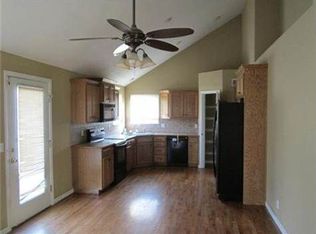 2312 Sumter Ct, Leavenworth, KS 66048