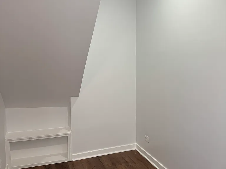 1540 W Garfield Blvd #1 — Photo 2