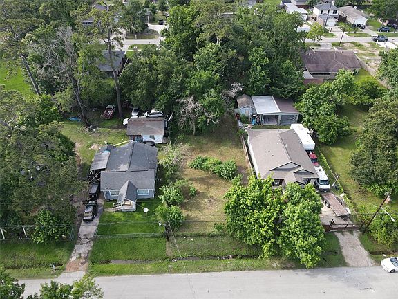 2nd image of 8133 Gallahad St