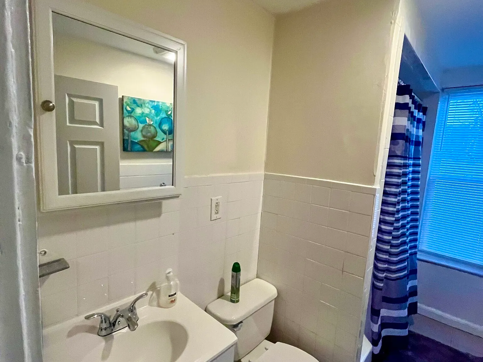 4 bed, 1400 sqft, $1,350 — Photo 3