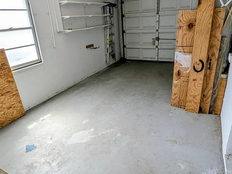 4502 S Cameron Ave — Photo 26