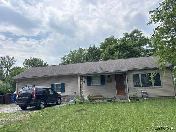 3240 Baycrest Dr, Monroe, MI 48162