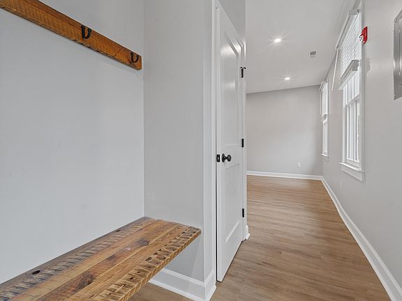 2nd image of 202 High St #C