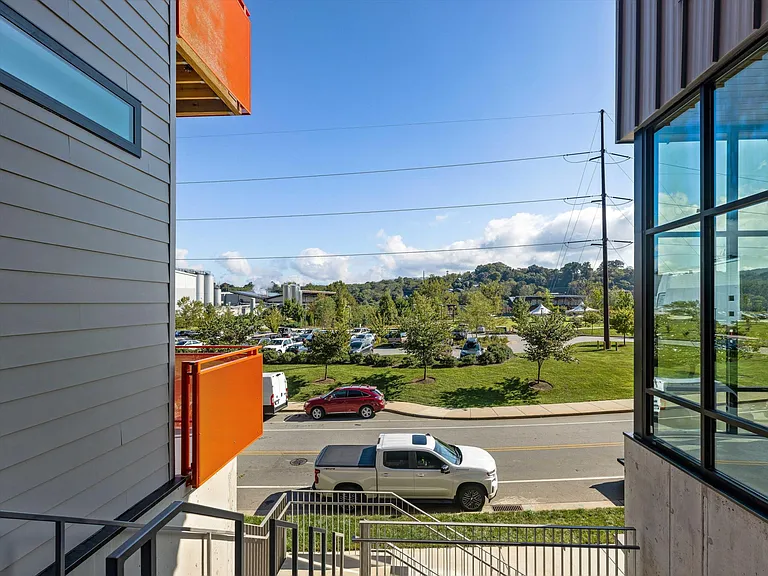 68 Craven St #208 — Photo 32