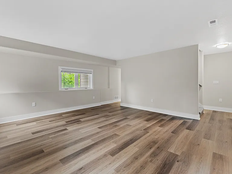 19150 Hi View Dr — Photo 17