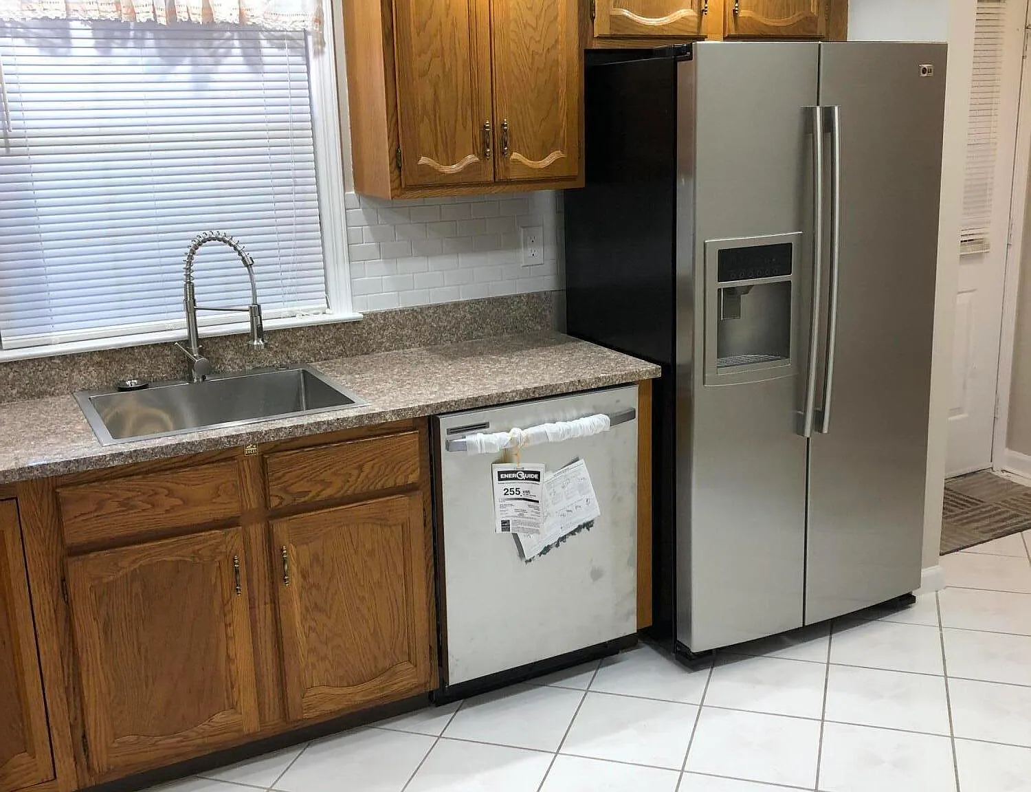 2 bed, 1.5 bath, 961 sqft, $2,250 — Photo 2
