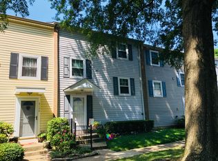 5122 Arrit Ct, Burke, VA 22015