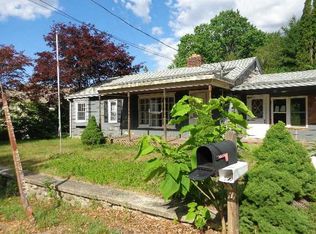 162 Thomas St, Woonsocket, RI 02895