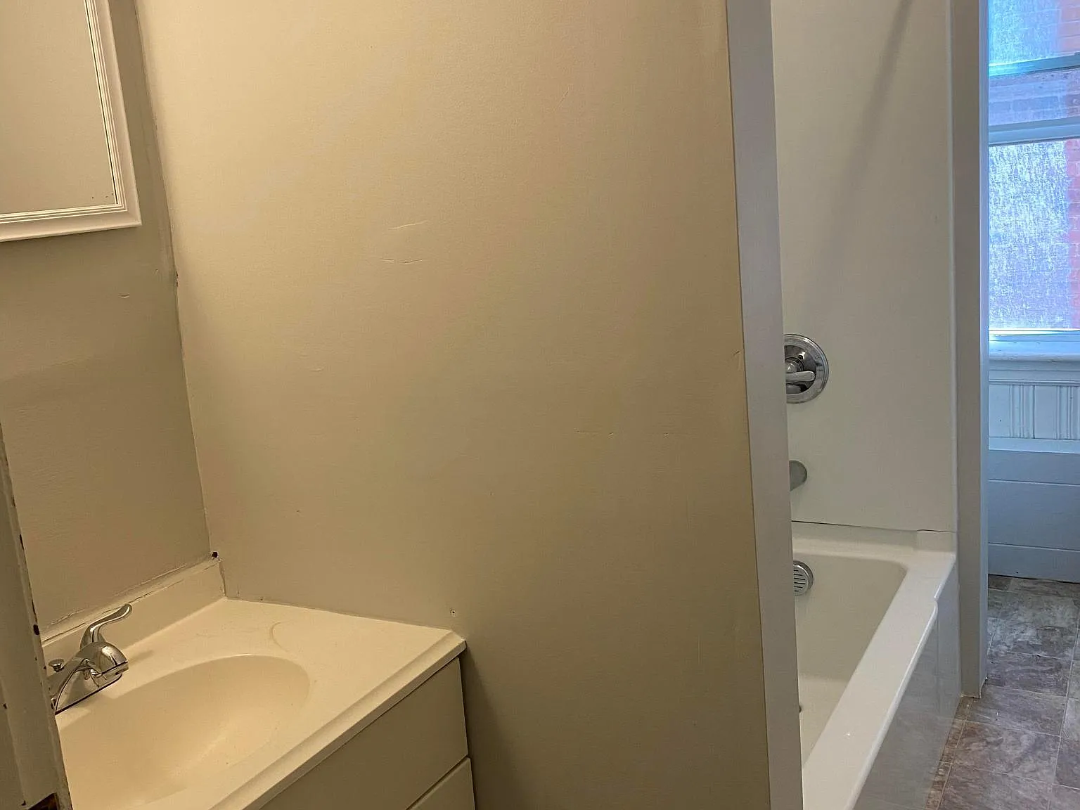 1 bed, $1,605 — Photo 3
