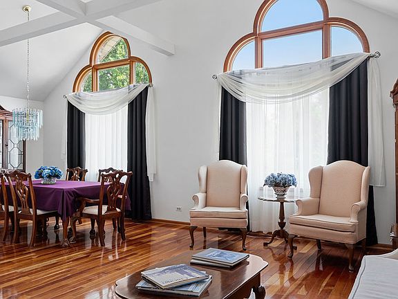 5th image of 11630 S Avenue G #G