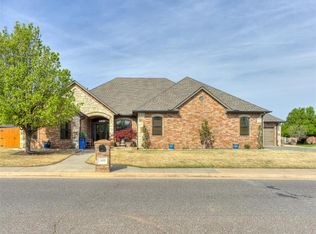 15409 Sugar Loaf Dr, Edmond, OK 73013