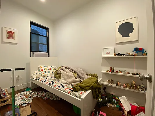 Rented by First Point Management | media 7