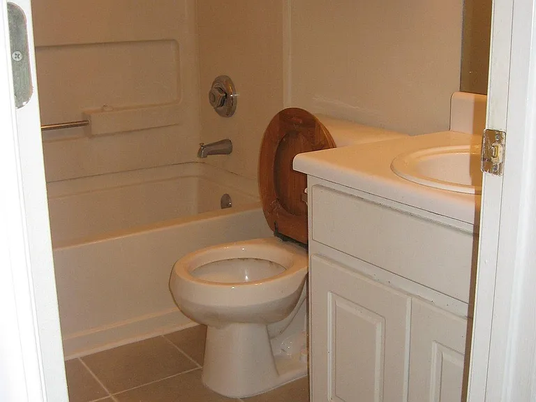3255 Glen Hollow Dr — Photo 7