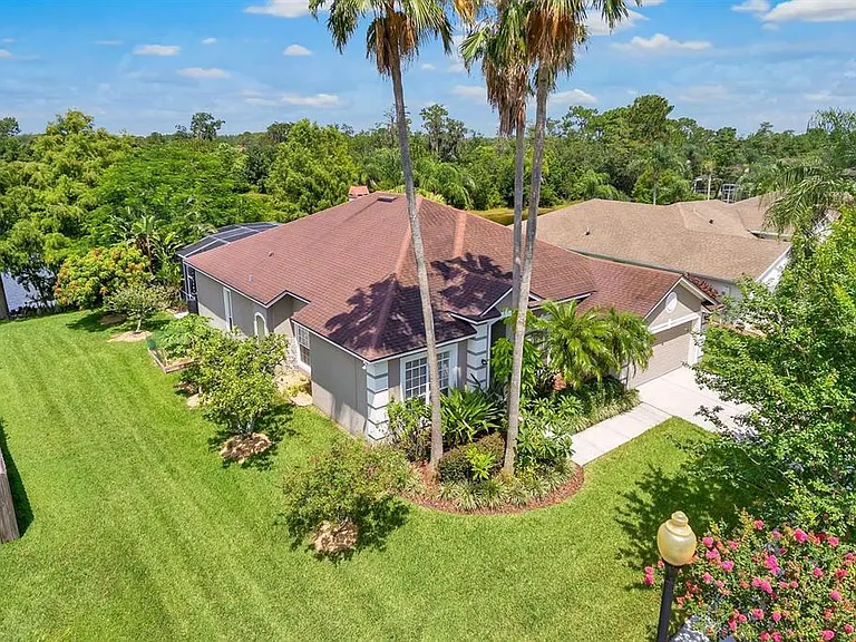 13903 Bluewater Cir — Photo 4