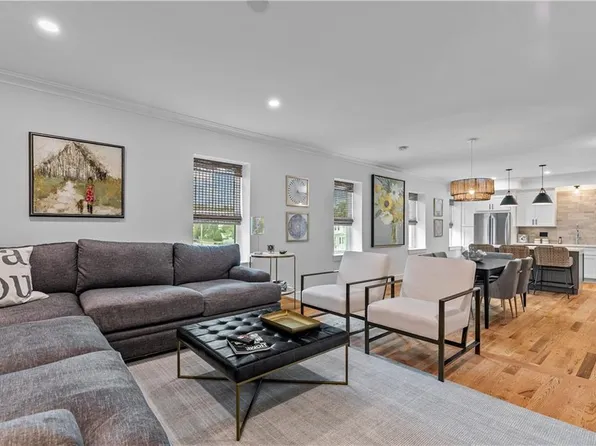 2 Eastnor Rd Unit 2, Newport, RI 02840