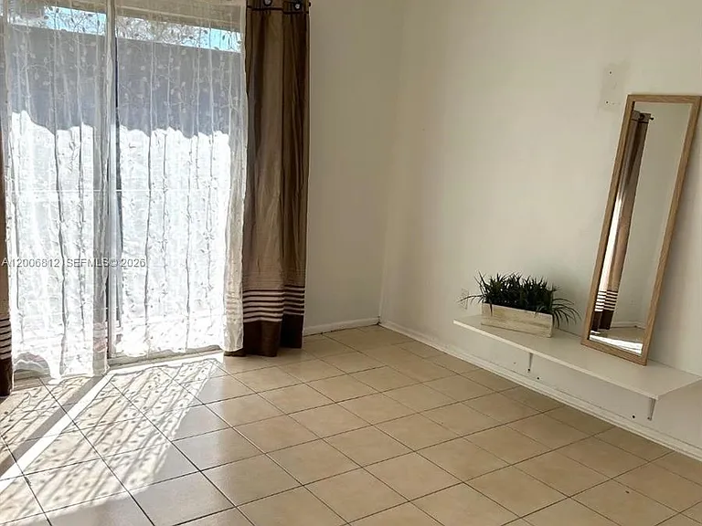 15385 S Dixie Hwy #22 — Photo 12