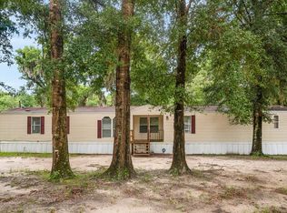 999 River Ridge Cir, Jesup, GA 31545
