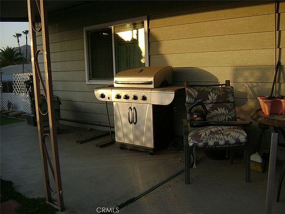 3rd image of 30710 Palmetto Palm Ave