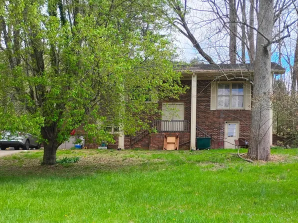 1616 Edgefield Ct, Cookeville, TN 38506