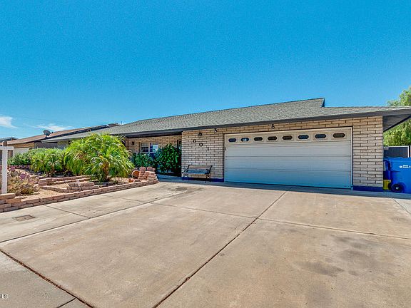 5th image of 601 E Helena Dr