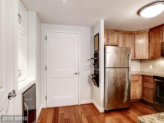 2nd image of 888 N Quincy St Unit 705