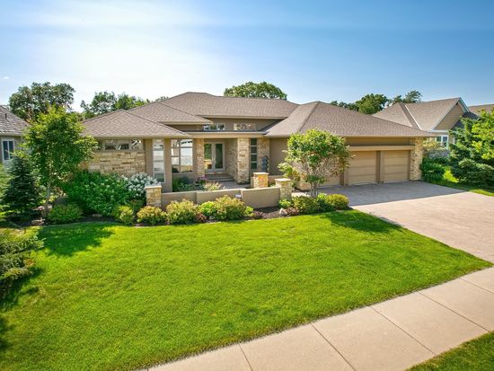 9730 Sky Ln, Eden Prairie, MN 55347