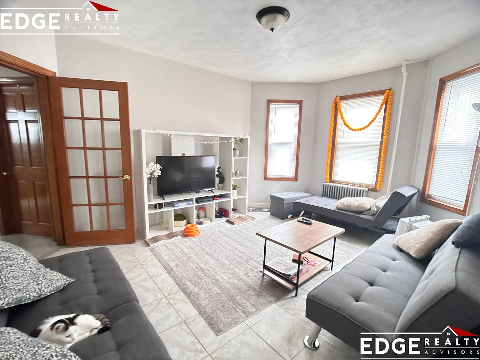 3 bed, $3,000 — Photo 3