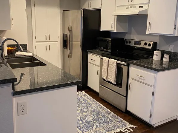 20702 El Toro Rd APT 406, Lake Forest, CA 92630