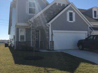 6281 Colonial Dr, Whitestown, IN 46075