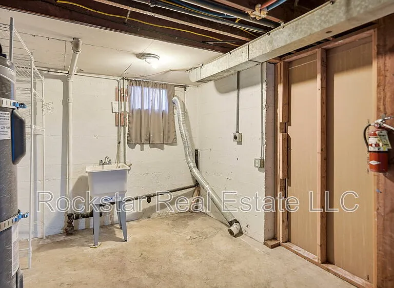 3027 W Cleveland Ave — Photo 19