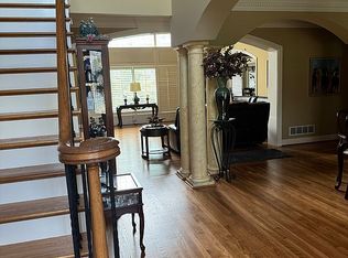 310 Longview Park Pl, Louisville, KY 40245