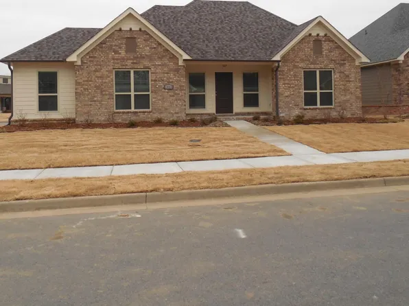 1955 Massee Gdns, Conway, AR 72034