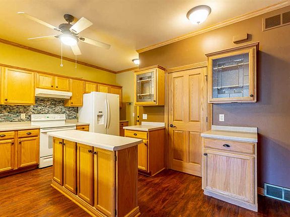 5th image of 2947 Kentville Dr